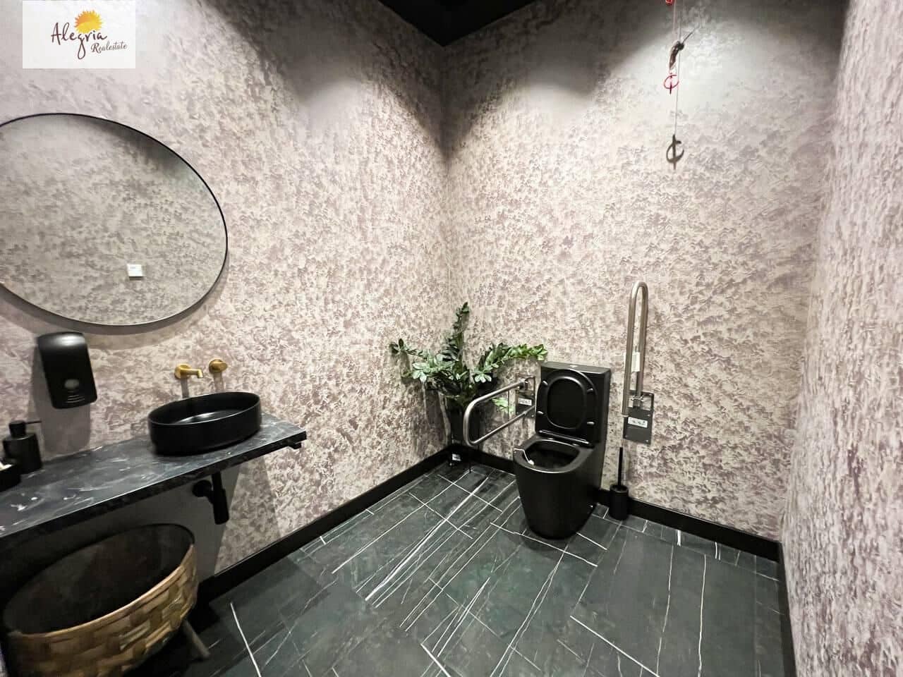 Yritys vuokrattavana paikassa Valencia kaupunki - 7 000 € (Ref: 10034017)