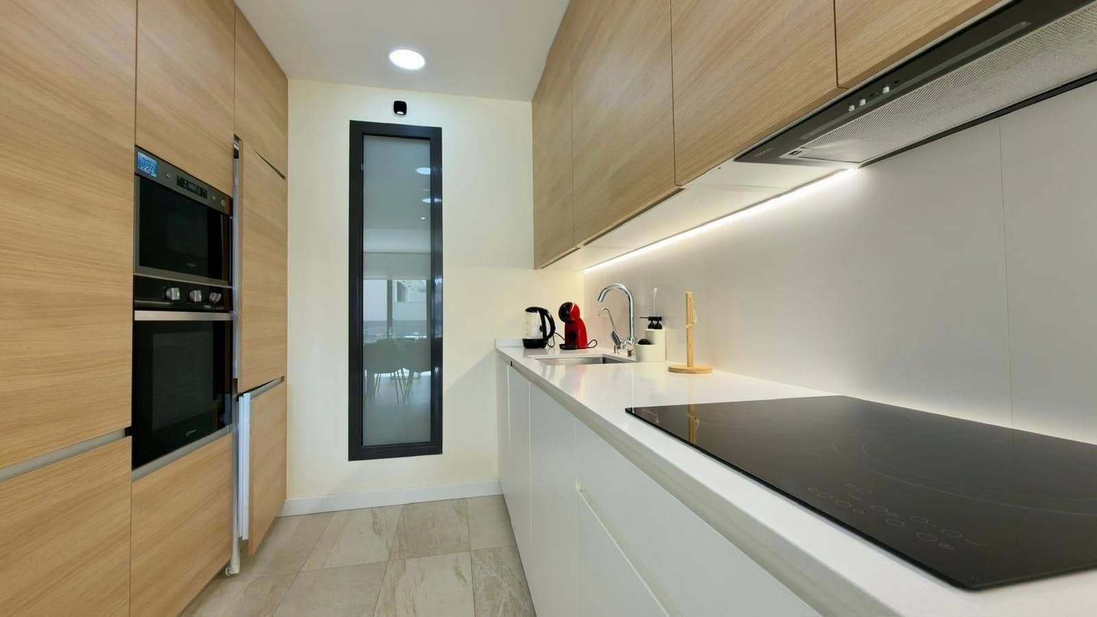 Apartamento de 3 habitaciones en Finestrat en alquiler con piscina garaje - 2.500 € (Ref: 10035422)
