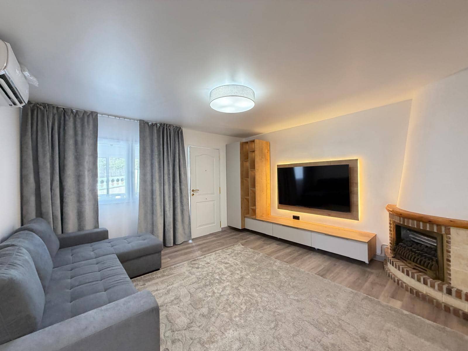 2 Zimmer Reihenhaus zu verkaufen in Torrevieja mit Pool Garage - 249.900 € (Ref: 10035423)