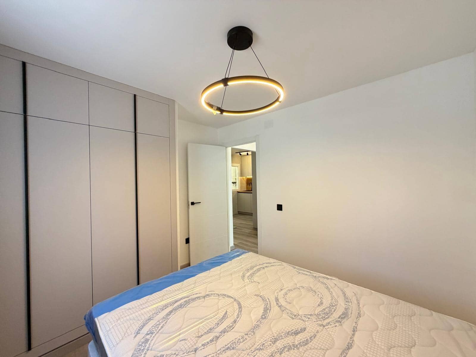 2 Zimmer Reihenhaus zu verkaufen in Torrevieja mit Pool Garage - 249.900 € (Ref: 10035423)