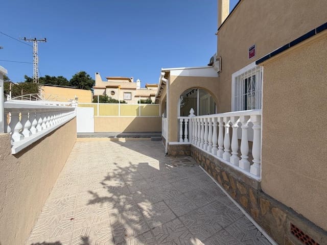 2 Zimmer Reihenhaus zu verkaufen in Miramar - Torre del Moro, Torrevieja mit Pool Garage - 249.900 € (Ref: 10035423)
