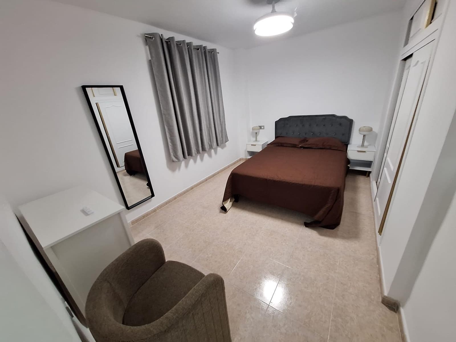 3 slaapkamer Appartement te huur in Torrevieja - € 1.350 (Ref: 10035424)