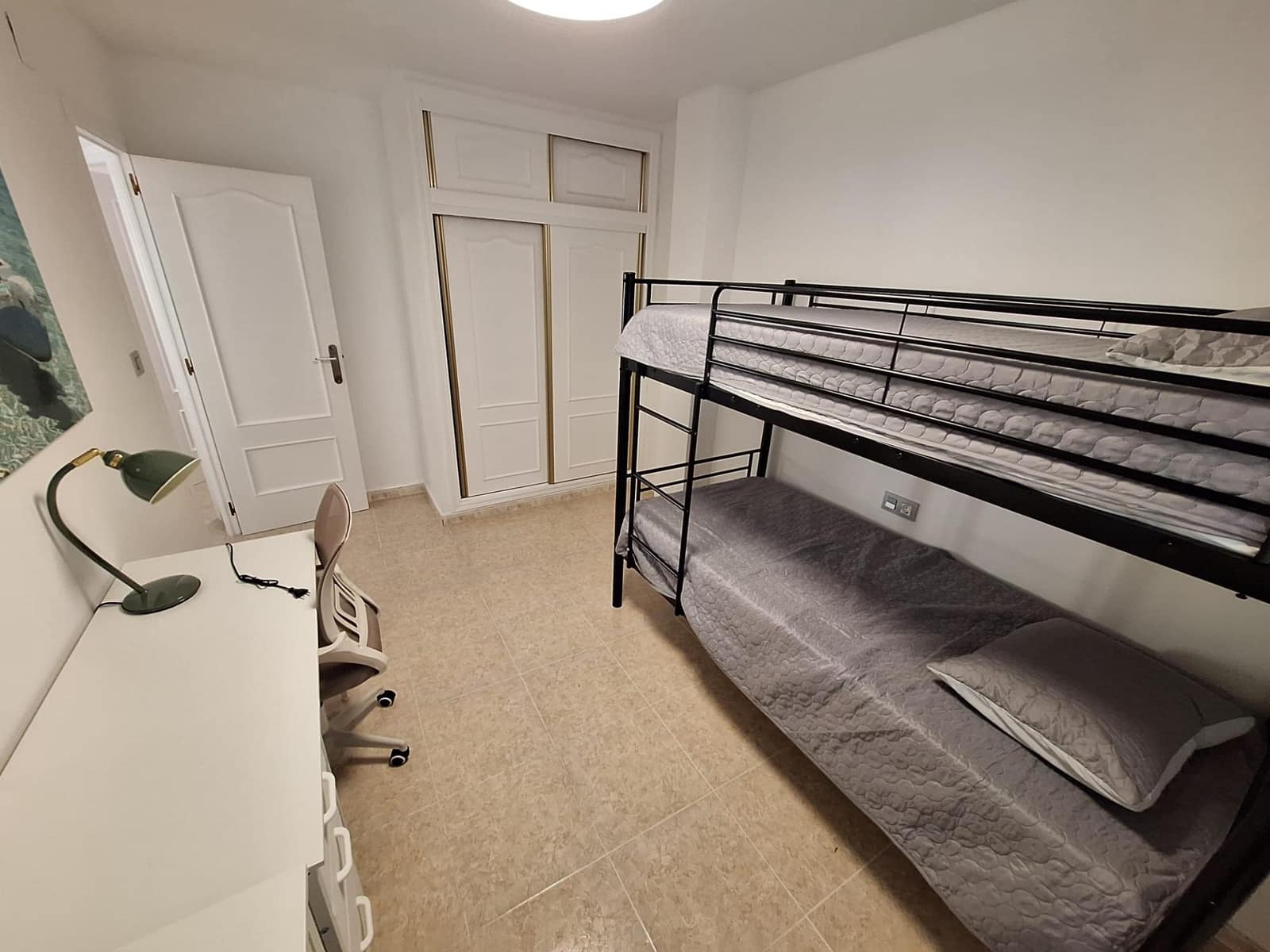 3 slaapkamer Appartement te huur in Torrevieja - € 1.350 (Ref: 10035424)