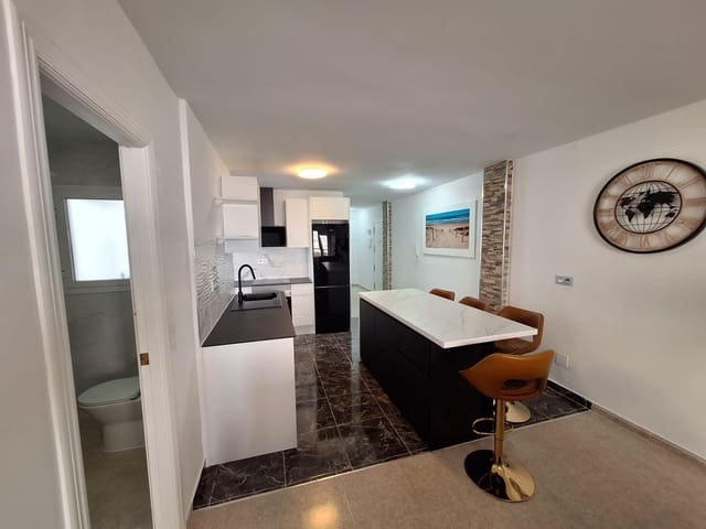3 slaapkamer Appartement te huur in Playa del Cura, Torrevieja - € 1.350 (Ref: 10035424)