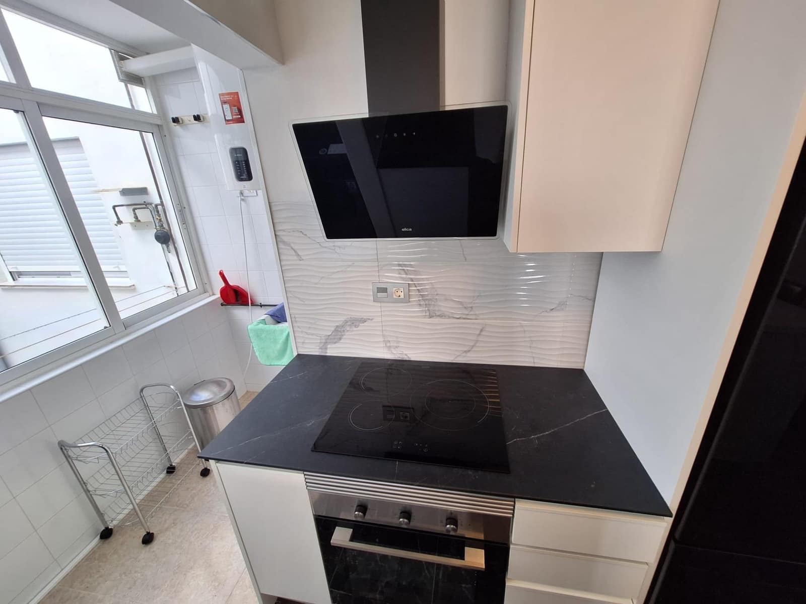 3 slaapkamer Appartement te huur in Torrevieja - € 1.350 (Ref: 10035424)