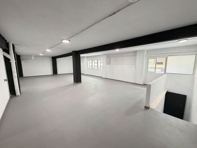 Local Commercial à louer à Alicante ville - 2 450 € (Ref: 10037476)