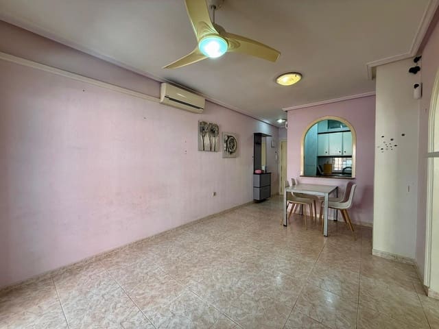 Apartamento de 2 habitaciones en Avenida Habaneras - Curva de Palangre, Torrevieja en venta con piscina - 136.900 € (Ref: 10041163)