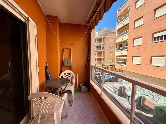 Apartamento de 2 habitaciones en Avenida Habaneras - Curva de Palangre, Torrevieja en venta con piscina - 136.900 € (Ref: 10041163)