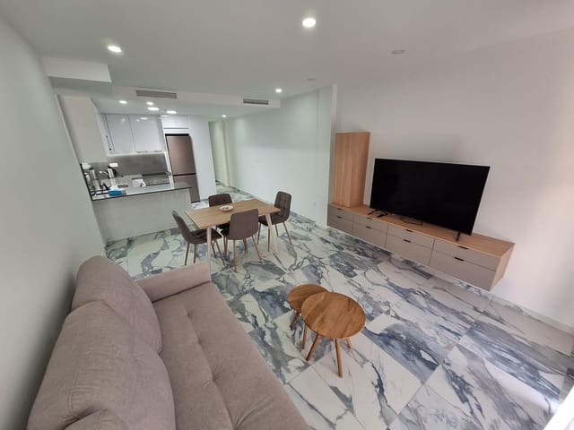3 sypialnia Apartament do wynajęcia w Torrevieja z basenem garażem - 1 650 € (Ref: 10041164)