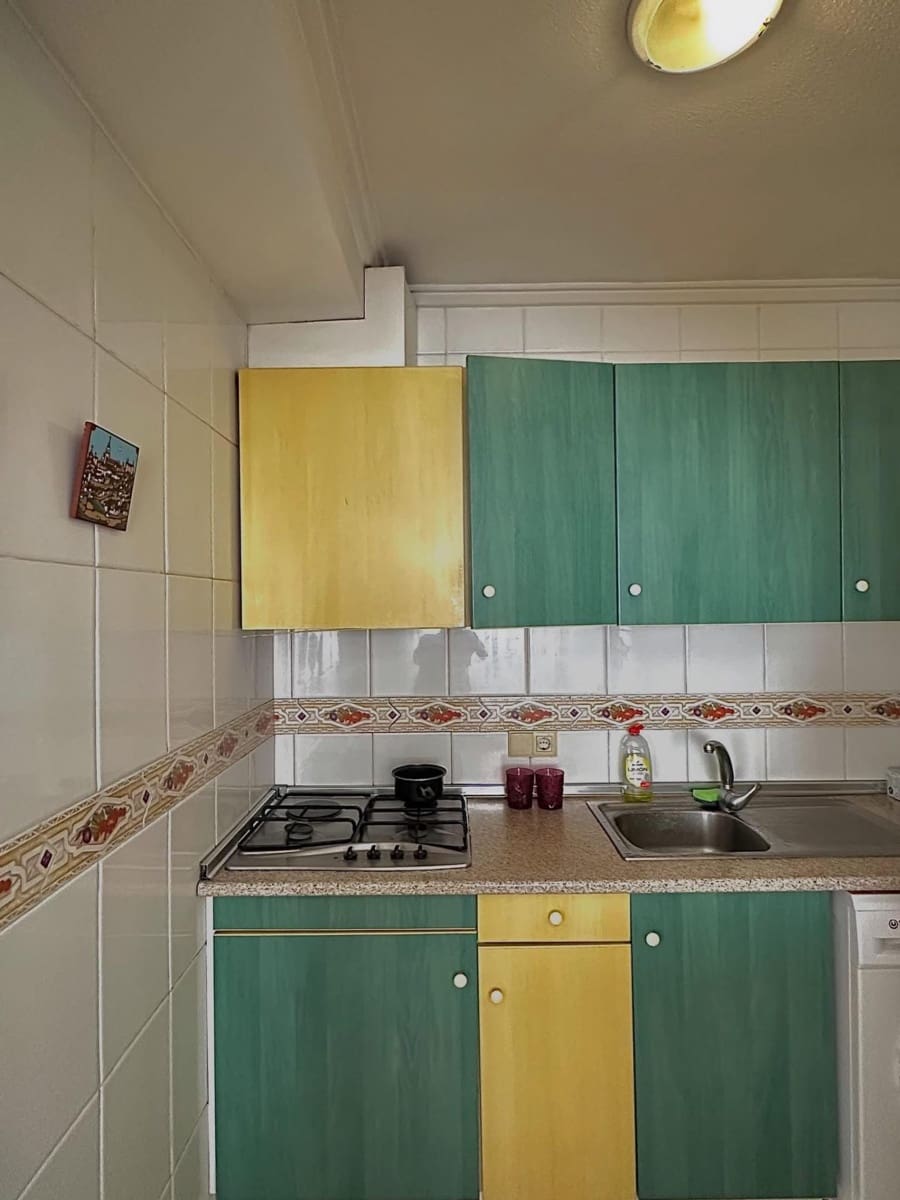 Apartment zu verkaufen in Torrevieja mit Pool - 89.000 € (Ref: 10043053)