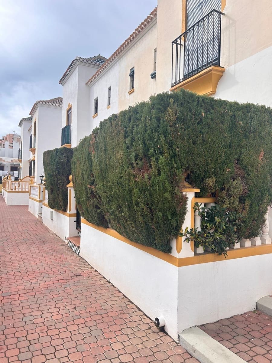 2 bedroom Bungalow for sale in La Mata - € 205,000 (Ref: 10043055)