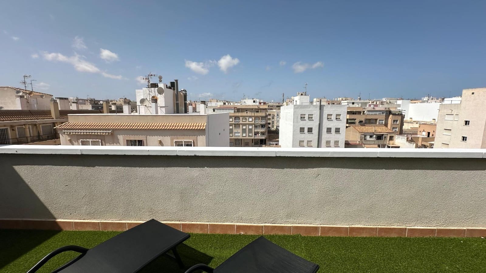 2 sypialnia Penthouse do wynajęcia w Torrevieja - 1 000 € (Ref: 10044848)
