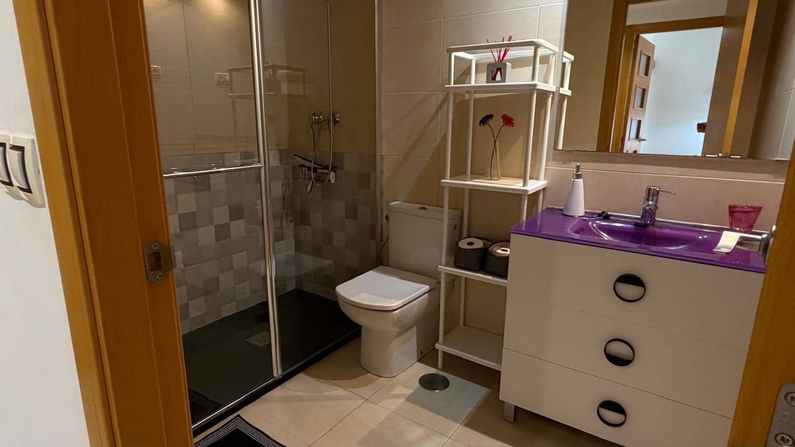 1 sypialnia Apartament do wynajęcia w Benidorm z basenem garażem - 1 200 € (Ref: 10044850)