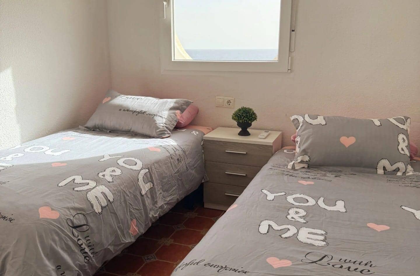 4 soverom Rekkehus til leie i El Campello med svømmebasseng garasje - € 2 000 (Ref: 10047355)