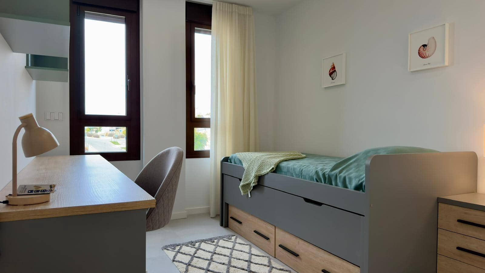 3 Zimmer Apartment zu vermieten in Finestrat mit Pool Garage - 2.100 € (Ref: 10047356)