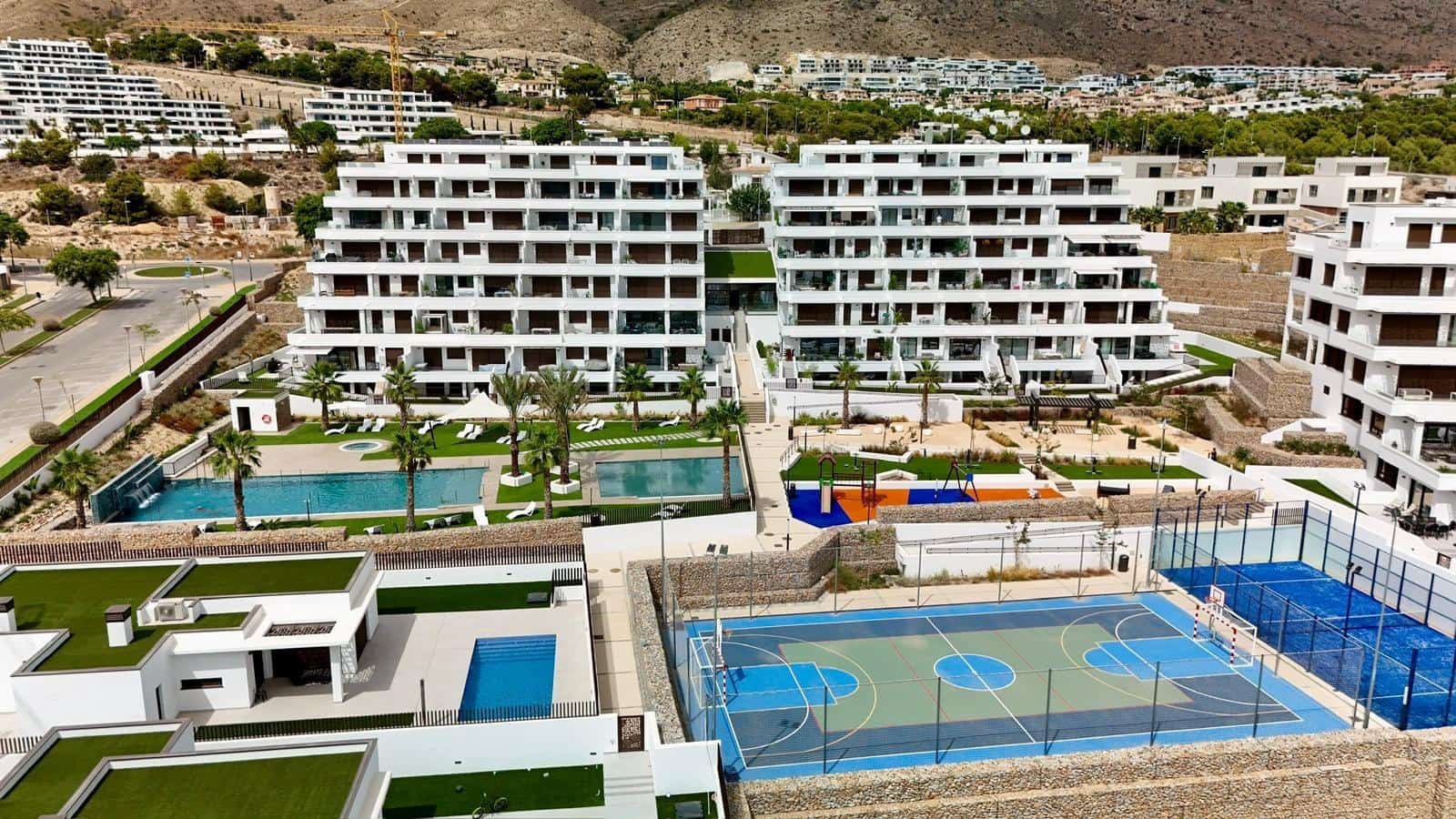 3 Zimmer Apartment zu vermieten in Finestrat mit Pool Garage - 2.100 € (Ref: 10047356)