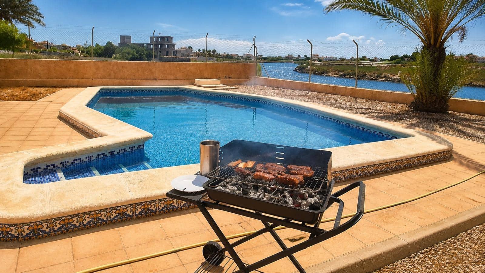 3 bedroom Villa for sale in La Manga del Mar Menor with pool garage - € 780,000 (Ref: 10049320)