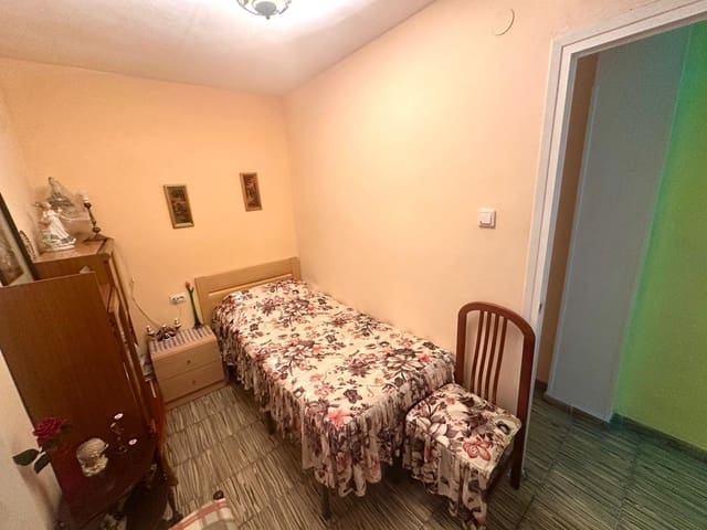 3 bedroom Apartment for sale in Alicante / Alacant city - € 178,500 (Ref: 10049321)