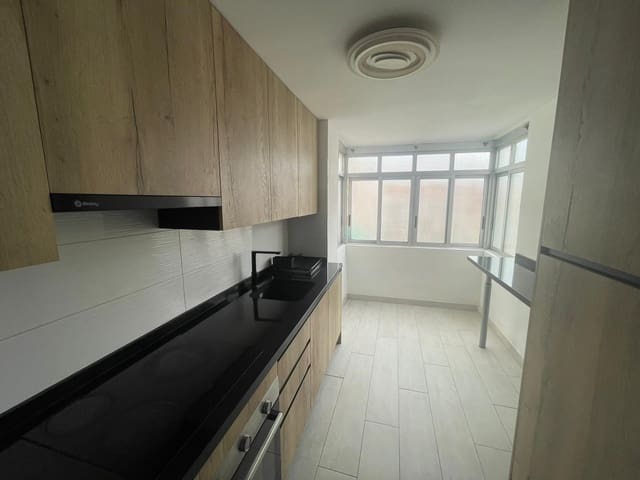 3 makuuhuone Asunto vuokrattavana paikassa Alicante kaupunki - 950 € (Ref: 10055322)