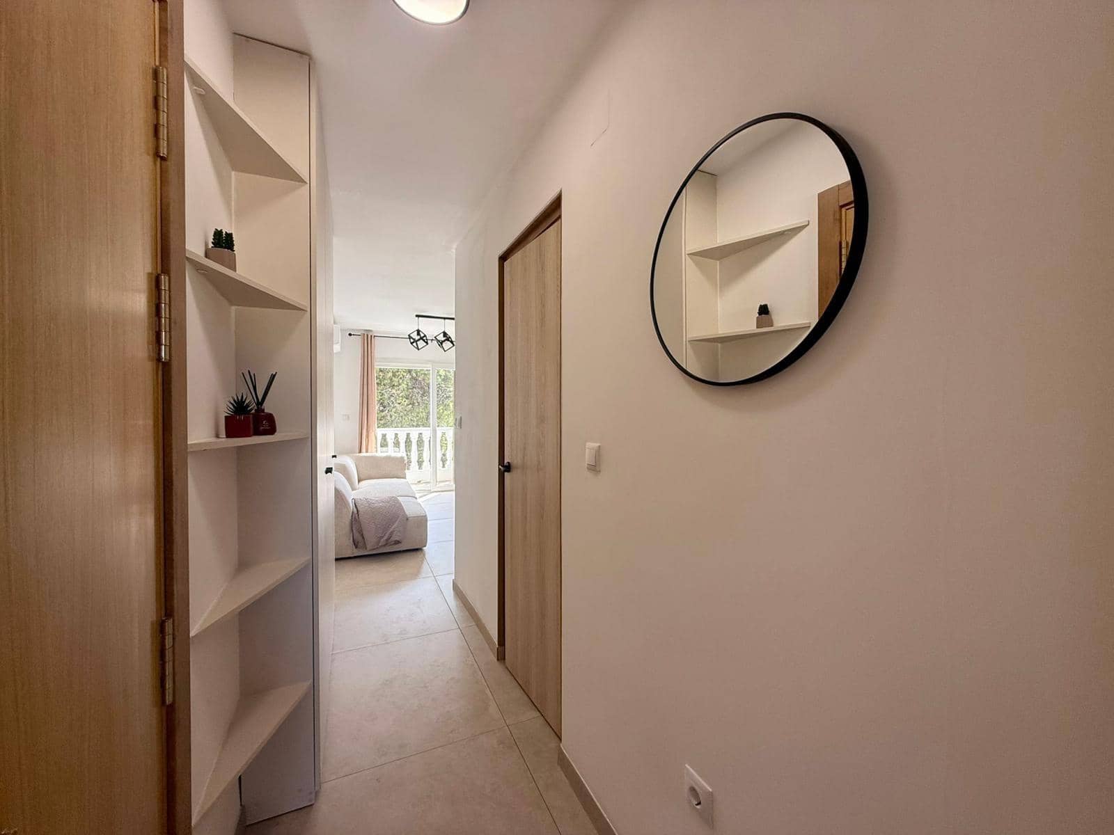 1 bedroom Penthouse for sale in Torrevieja with pool - € 139,900 (Ref: 10055325)