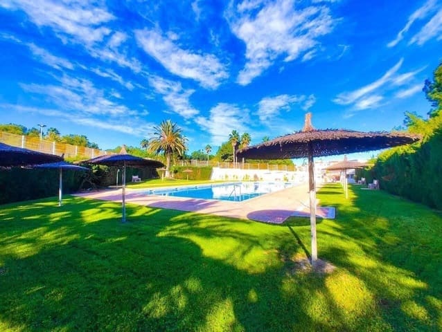 Ático de 1 habitación en Nueva Torrevieja, Torrevieja en venta con piscina - 139.900 € (Ref: 10055325)