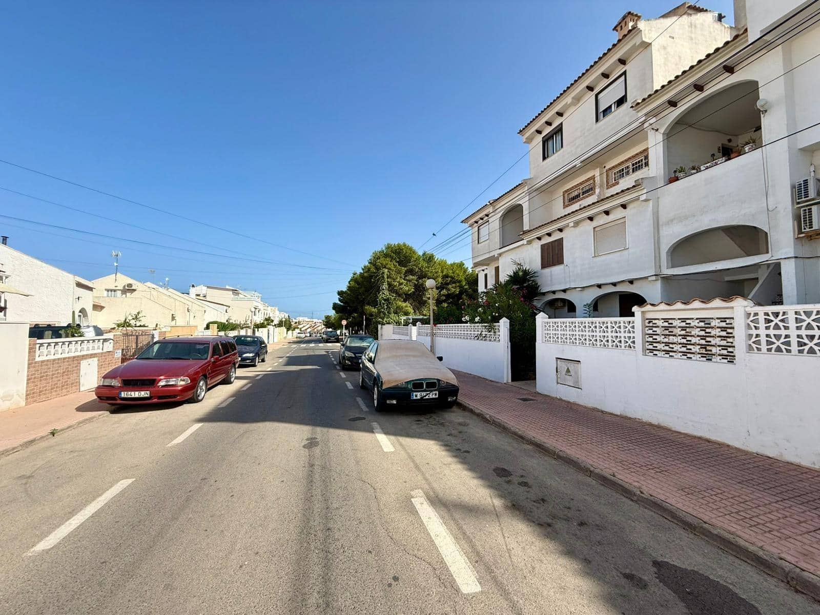 1 bedroom Penthouse for sale in Torrevieja with pool - € 139,900 (Ref: 10055325)