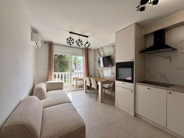 Ático de 1 habitación en Nueva Torrevieja, Torrevieja en venta con piscina - 139.900 € (Ref: 10055325)
