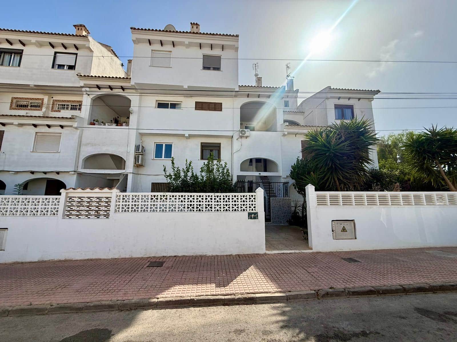 1 bedroom Penthouse for sale in Torrevieja with pool - € 139,900 (Ref: 10055325)