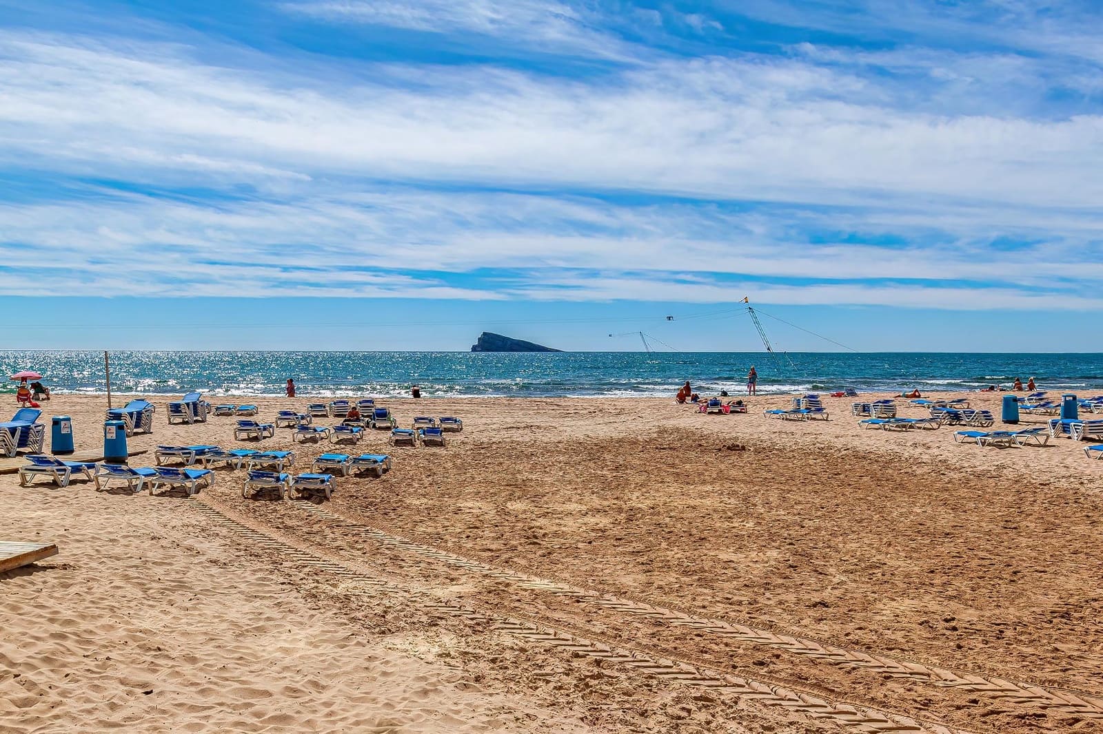 2 soverom Leilighet til leie i Benidorm med svømmebasseng - € 1 500 (Ref: 10059168)