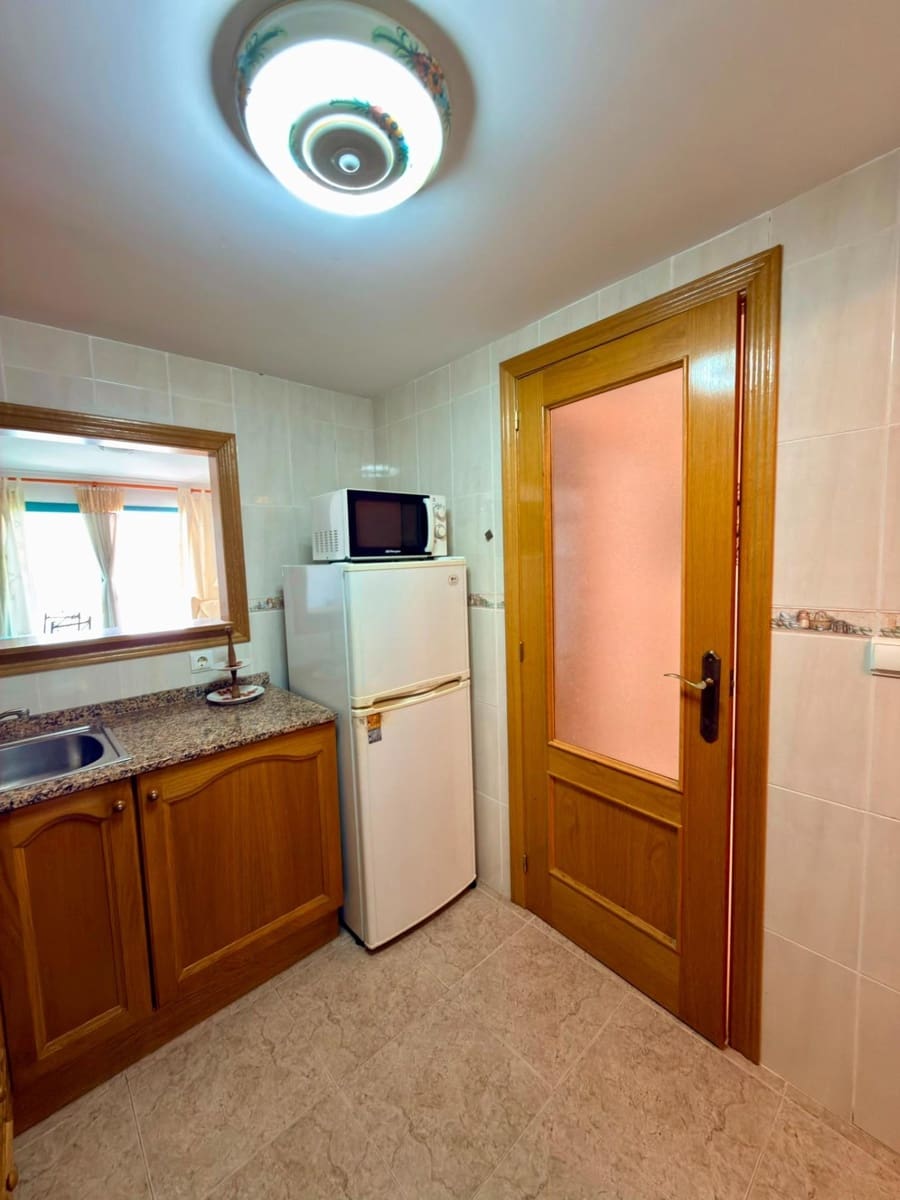 1 makuuhuone Asunto myytävänä paikassa La Villajoyosa / Vila Joiosa mukana uima-altaan - 210 000 € (Ref: 10059172)