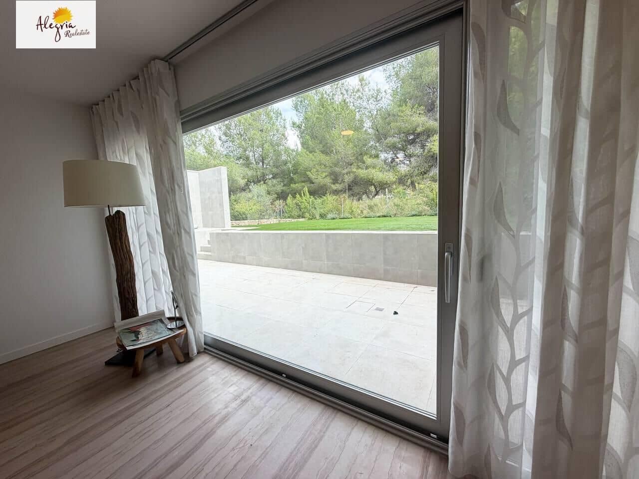 4 sovrum Villa till salu i Chiva med pool garage - 459 000 € (Ref: 10062037)