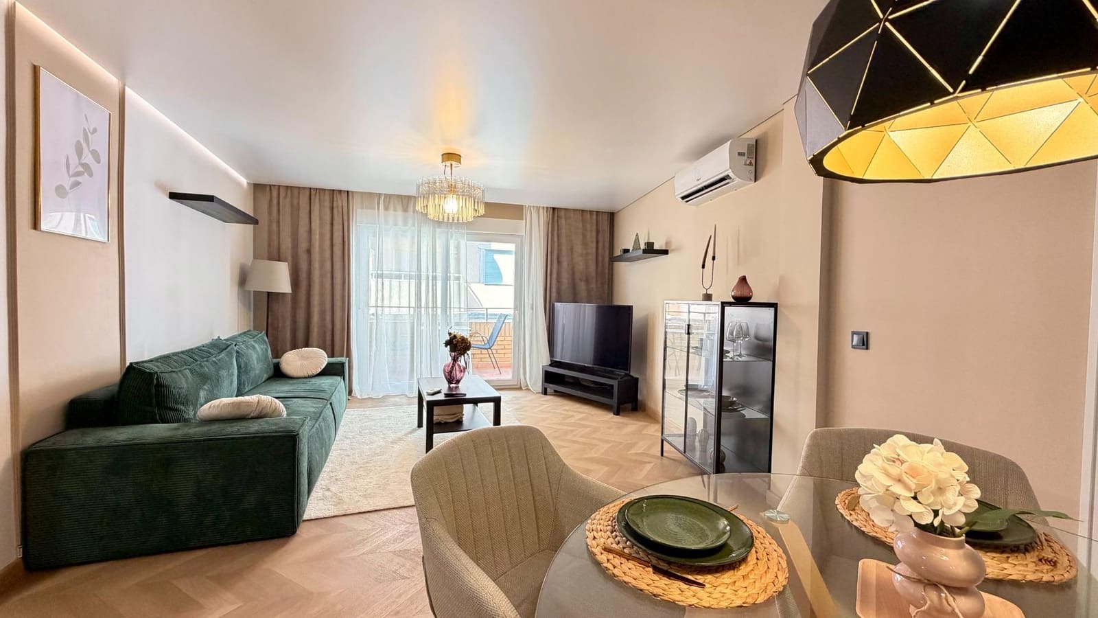 Apartamento de 3 habitaciones en Torrevieja en venta - 259.900 € (Ref: 10062039)