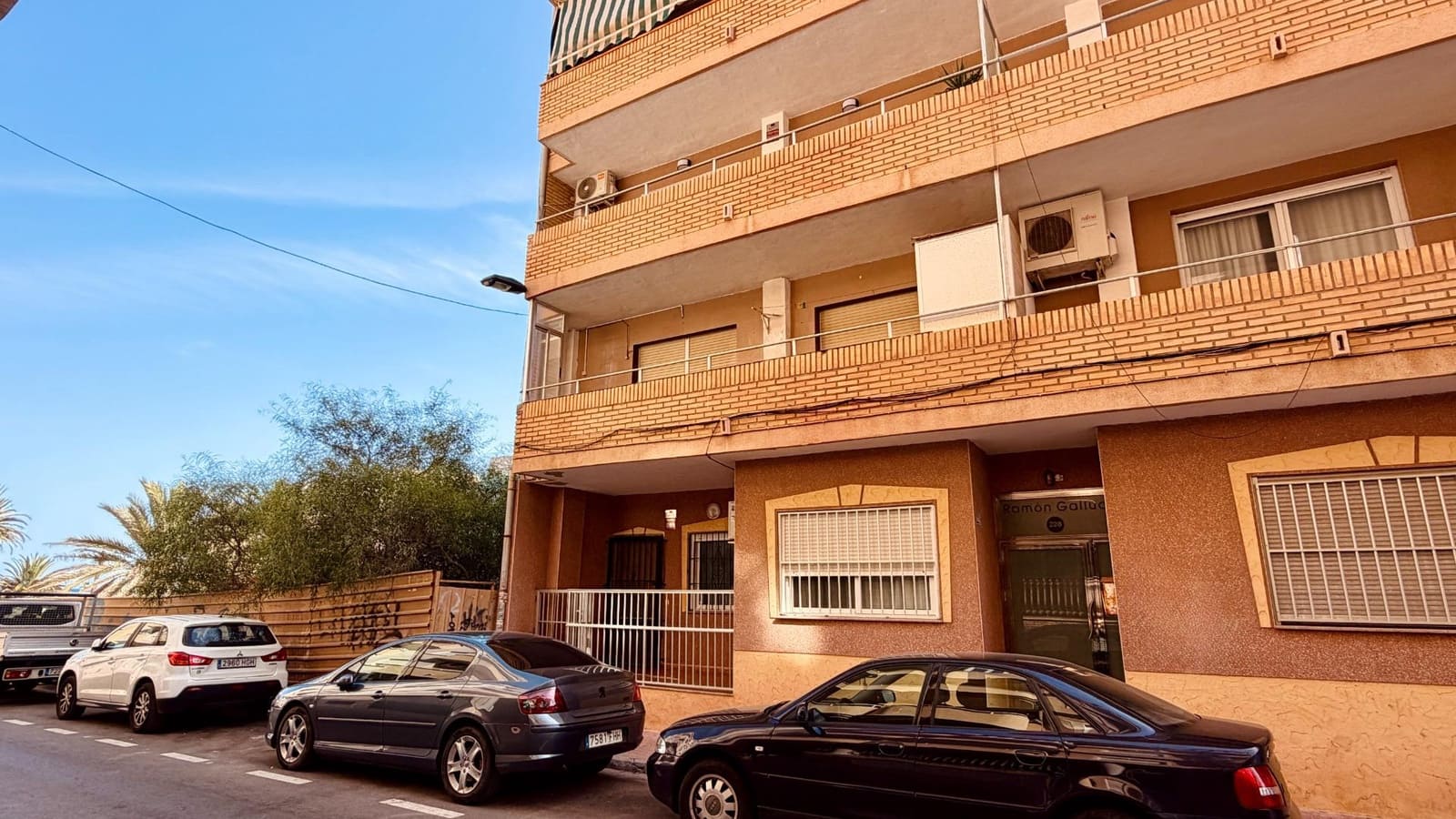 Apartamento de 3 habitaciones en Torrevieja en venta - 259.900 € (Ref: 10062039)