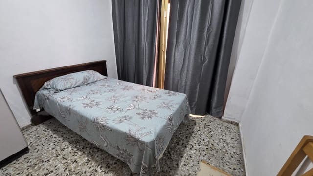 3 Zimmer Apartment zu vermieten in Alicante / Alacant Stadt - 900 € (Ref: 10064705)