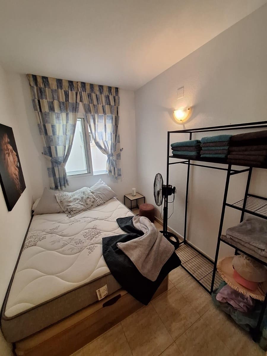 3 chambre Appartement à vendre à Torrevieja avec piscine garage - 190 000 € (Ref: 10064706)