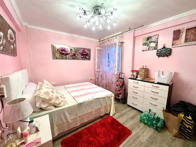 3 Zimmer Apartment zu verkaufen in Alicante / Alacant Stadt - 184.900 € (Ref: 10064709)