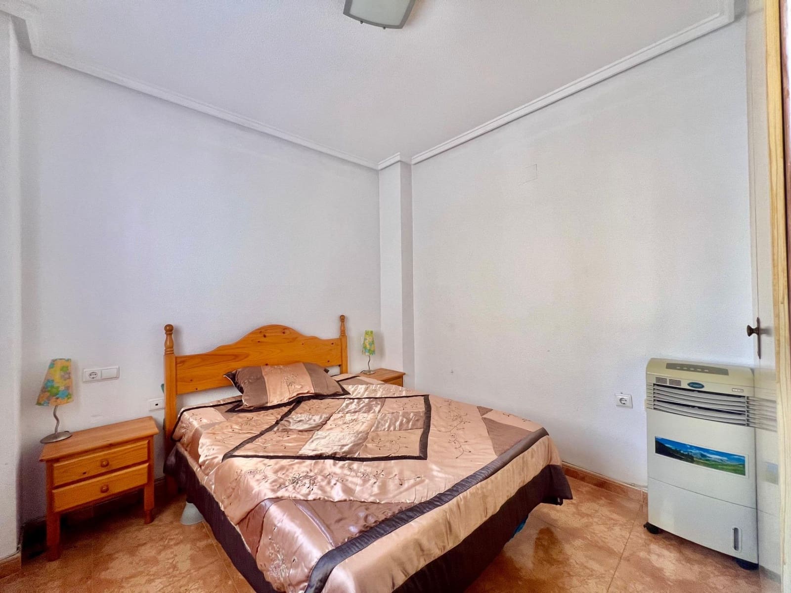 1 Zimmer Apartment zu verkaufen in Torrevieja - 118.000 € (Ref: 10067983)