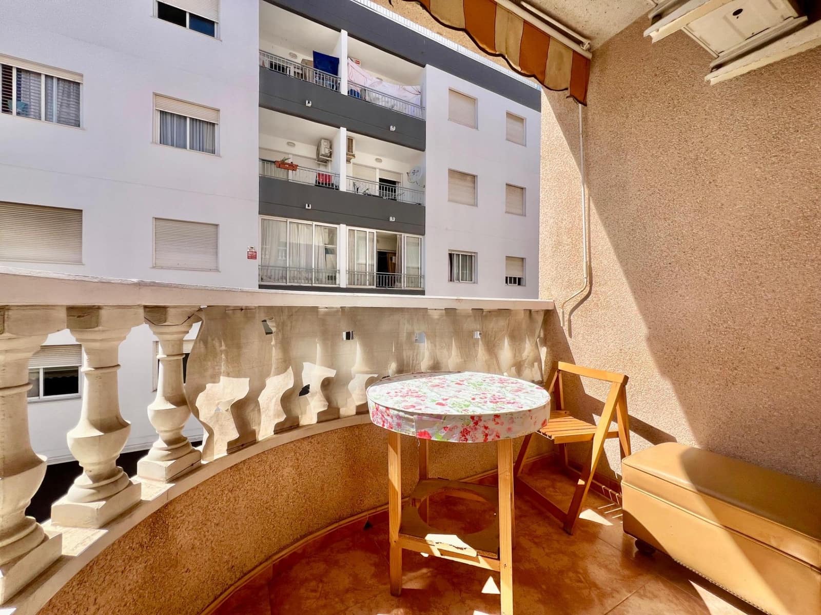 1 Zimmer Apartment zu verkaufen in Torrevieja - 118.000 € (Ref: 10067983)