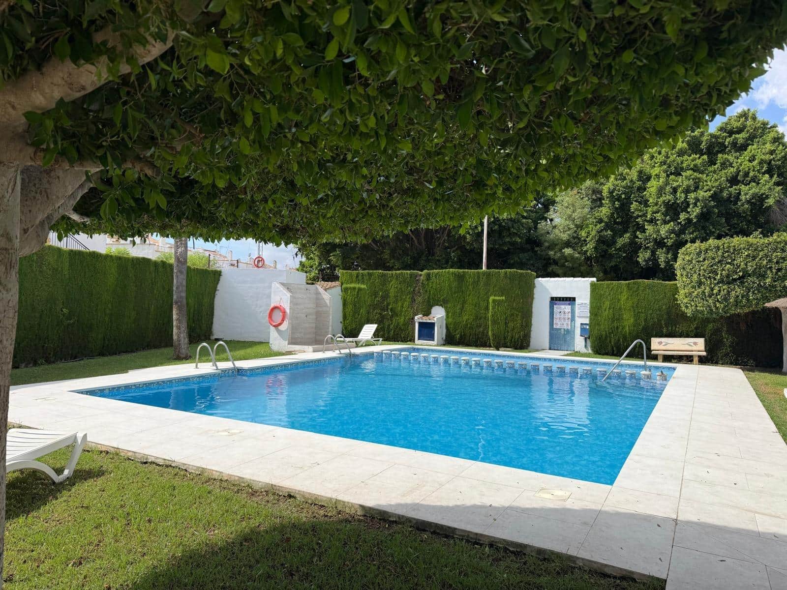2 slaapkamer Bungalow te koop in Torrevieja met zwembad - € 139.900 (Ref: 10067985)