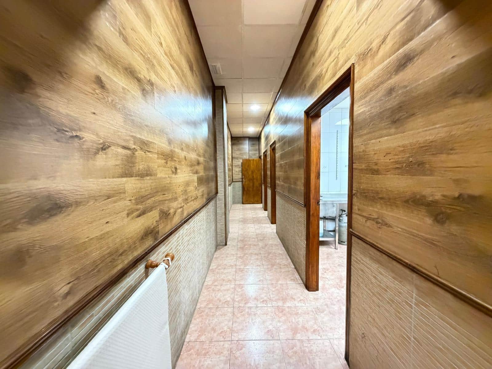 Komercyjne na sprzedaż w Torrevieja - 149 000 € (Ref: 10076462)
