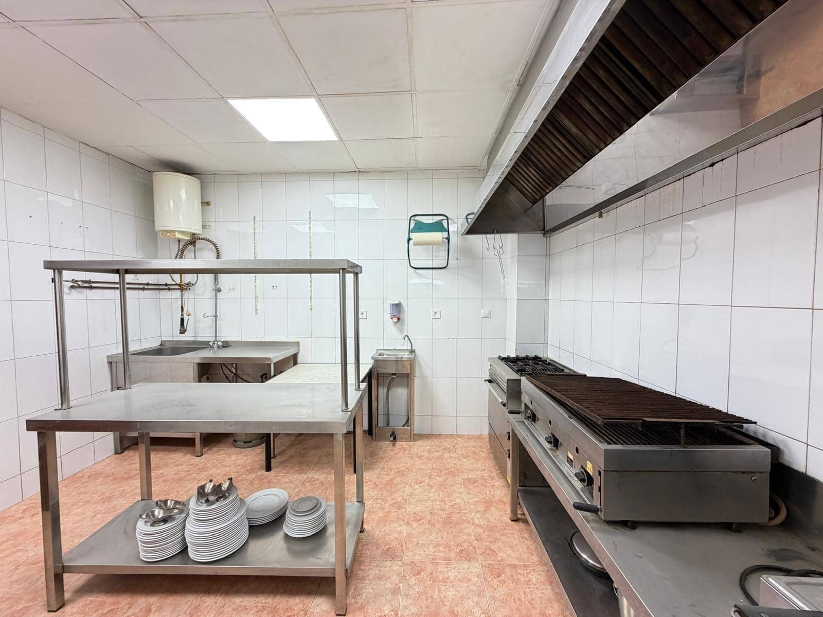 Komercyjne na sprzedaż w Torrevieja - 149 000 € (Ref: 10076462)