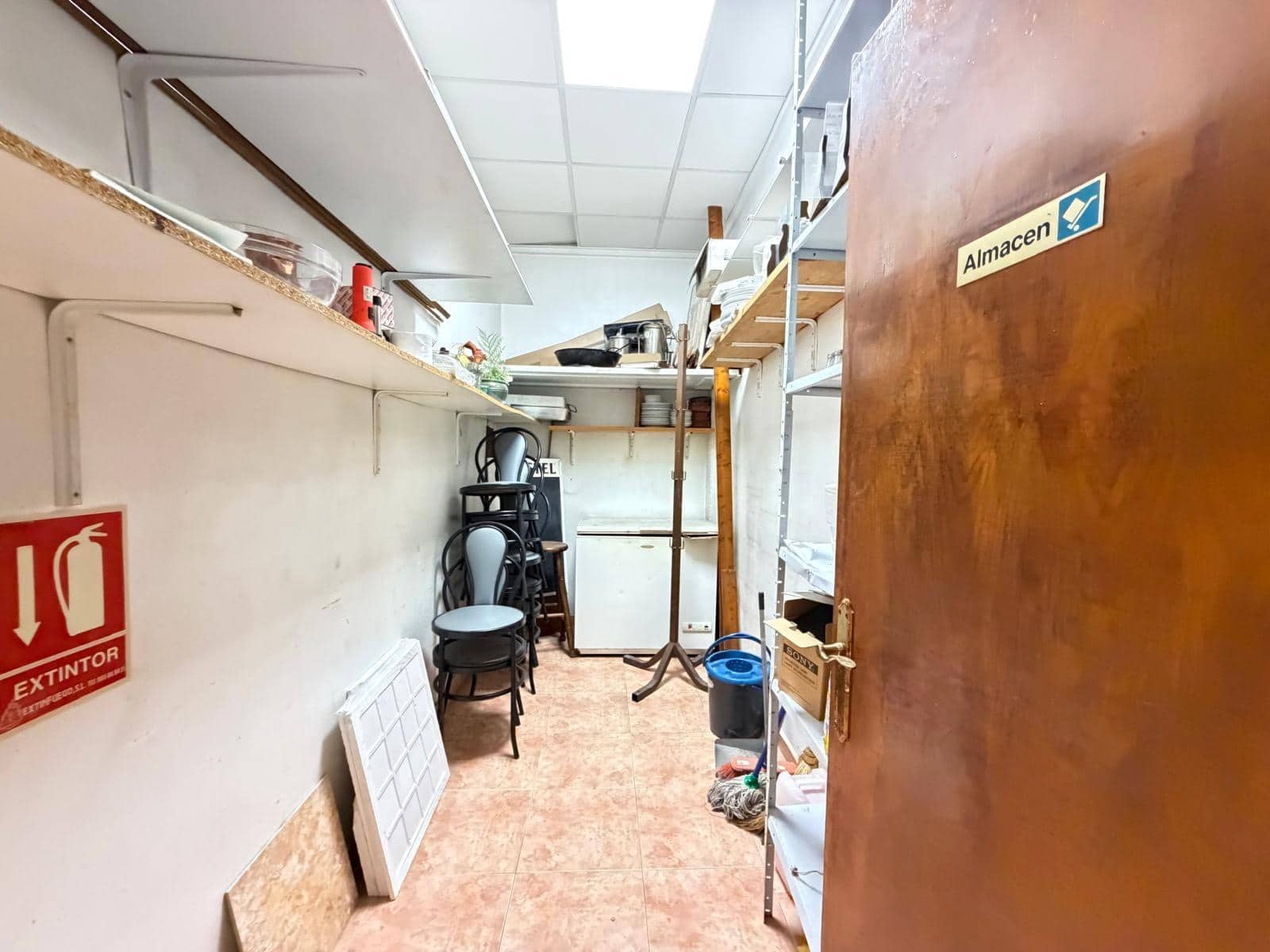 Komercyjne na sprzedaż w Torrevieja - 149 000 € (Ref: 10076462)