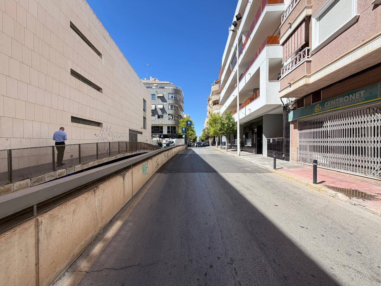 Komercyjne na sprzedaż w Torrevieja - 149 000 € (Ref: 10076462)
