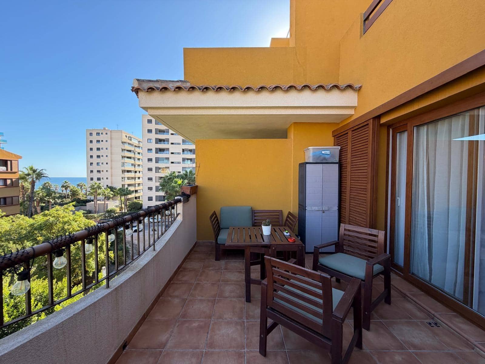 3 bedroom Apartment for sale in Punta Prima with pool garage - € 389,900 (Ref: 10076464)