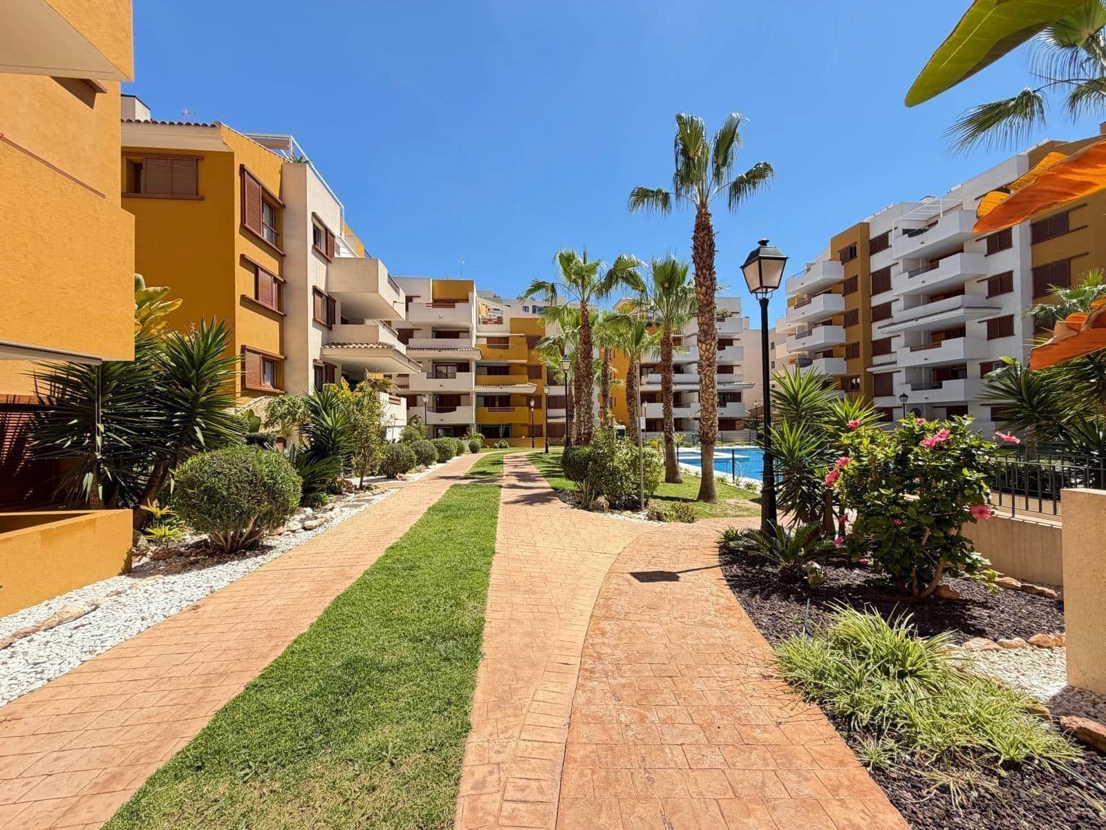 3 bedroom Apartment for sale in Punta Prima with pool garage - € 389,900 (Ref: 10076464)