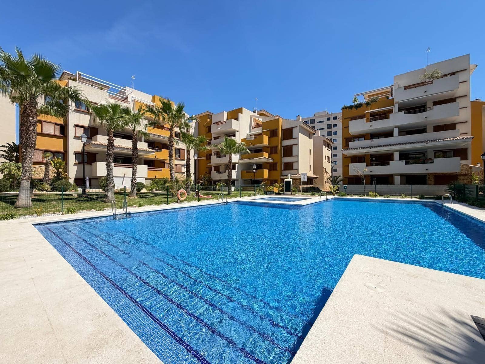 3 bedroom Apartment for sale in Punta Prima with pool garage - € 389,900 (Ref: 10076464)
