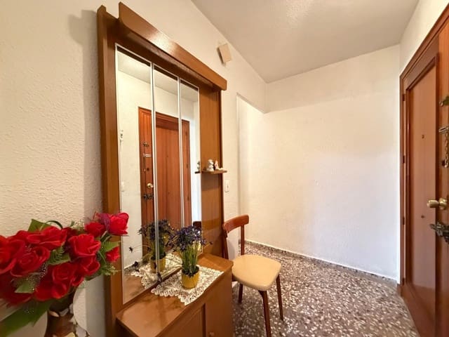 3 quarto Apartamento para venda em Las Piscinas Naturales, Torrevieja - 169 900 € (Ref: 10078416)