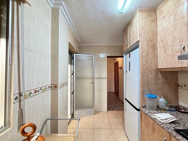 3 quarto Apartamento para venda em Las Piscinas Naturales, Torrevieja - 169 900 € (Ref: 10078416)