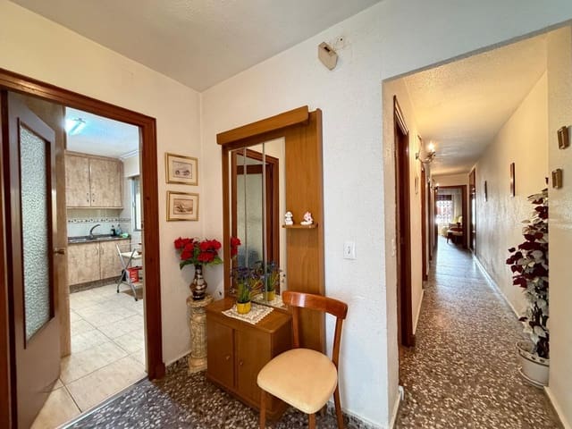 3 quarto Apartamento para venda em Las Piscinas Naturales, Torrevieja - 169 900 € (Ref: 10078416)