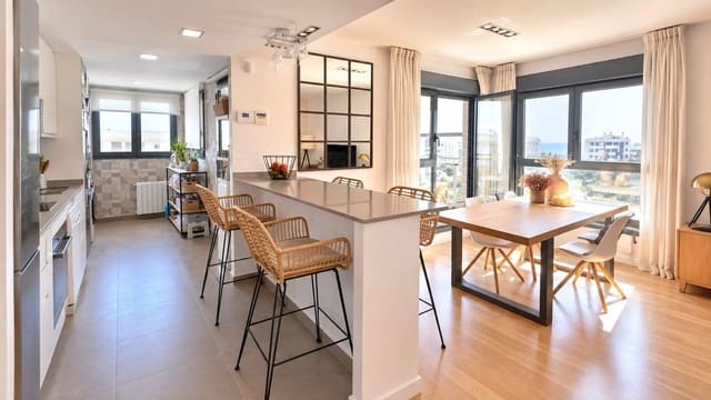 3 quarto Apartamento para venda em Alicante cidade com piscina garagem - 600 000 € (Ref: 10078418)